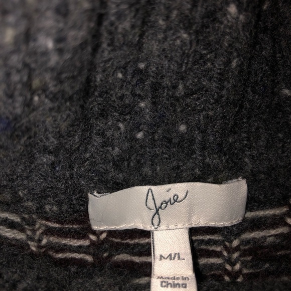Joie poncho wool gray burgundy white. Worn twice. M/L fits 8-12. - Picture 2 of 7